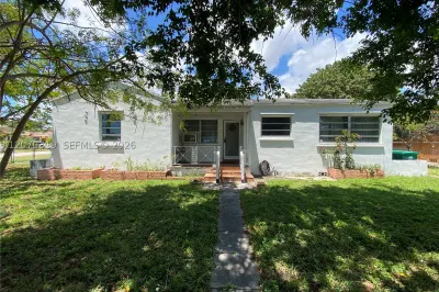 350 SW 34th Ave #- 1