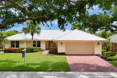 9746 SE Landing Place 1