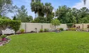154 E Hampton Way Photo