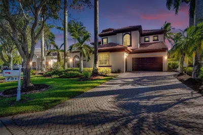 721 NW 123rd Dr 1