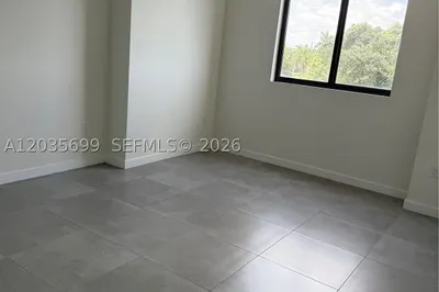 16395 Biscayne Blvd #318 1