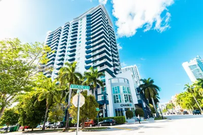 275 NE 18St #1110 1