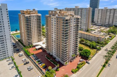 1920 S Ocean Dr #3A 1