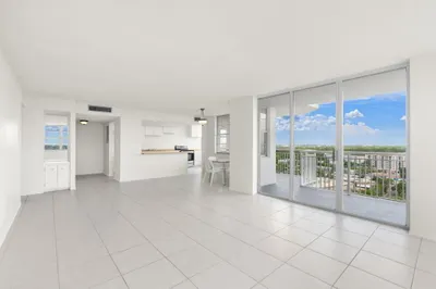 18011 Biscayne Boulevard #1704-1 1