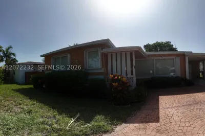 12140 NE Miami Ct 1