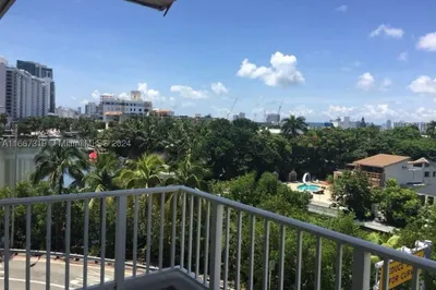 2600 Collins Ave #501 1
