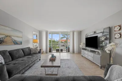 2860 S OCEAN Boulevard #316 1