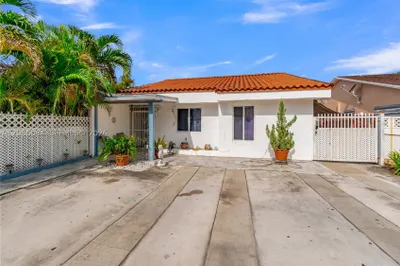 22 NW 108th Ct 1