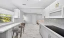 300 E 43rd St Photo