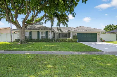 5717 Golfway Drive 1