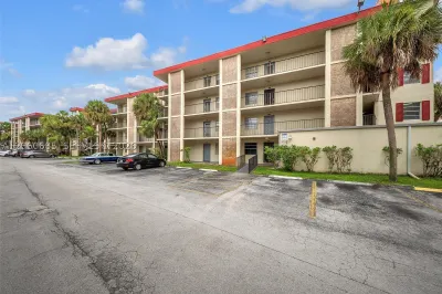 3070 NW 48th Ter #111 1