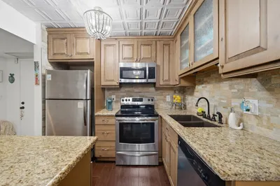 101 E Mcnab Road #102 1