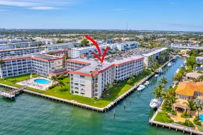 105 Paradise Harbour Boulevard #109 1