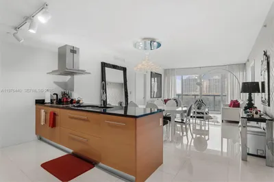 495 Brickell Ave #805 1