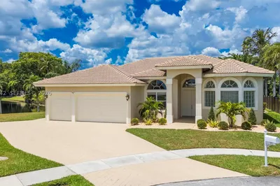 171 SW 101st Ave 1
