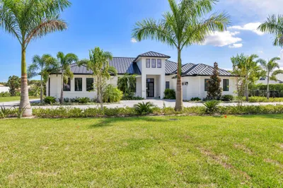 2240 Greenbriar Boulevard 1