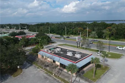 909 N Cocoa Boulevard 1