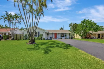 1806 Laurel Lane 1
