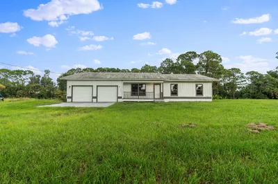 9949 N 154th Rd Road N 1