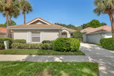 204 S Hampton Drive 1