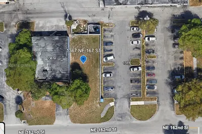 1367 NE 162 St 1