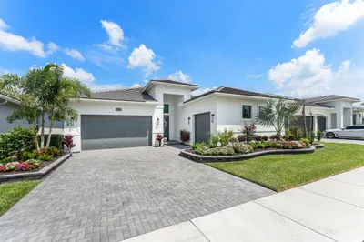 8448 SW Cantante Way 1