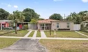 210 E 61st St Photo