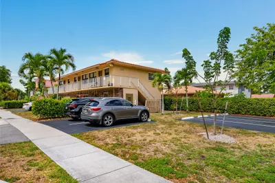 8500 NW 35th Street 1