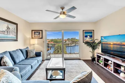 230 N Federal Highway #405 1