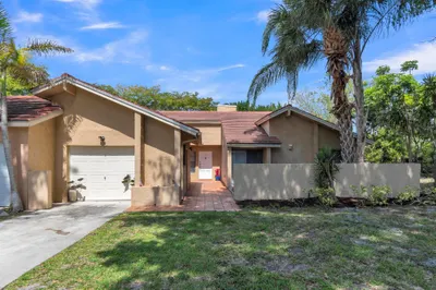 23265 Boca Club Colony Circle 1