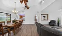 5589 SE Paramount Drive Photo