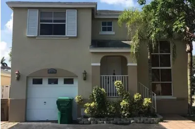 4350 SW 72nd Terrace Sw 1