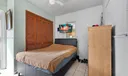 104 E 58th St Photo