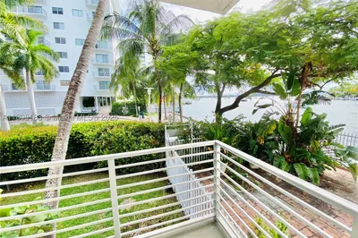 1441 Lincoln Rd #206 1