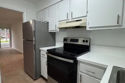 510 LAKE SHORE Drive #16 1