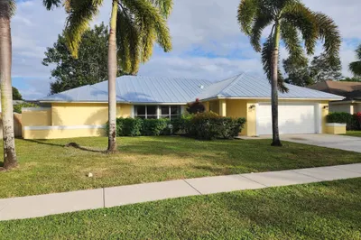 1750 Primrose Lane 1