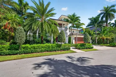 650 Isle Of Palms Drive 1
