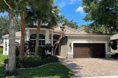 4923 NW 59th Ct 1