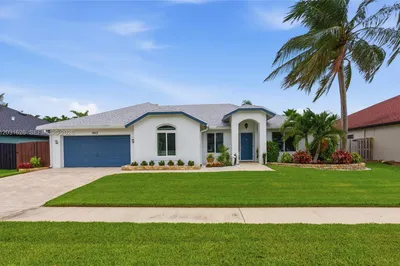 943 SW 149th Way 1