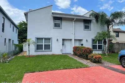 607 SW 6 Street 1