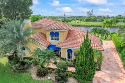 133 SW 121st Way 1