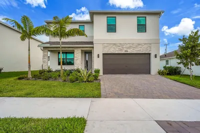 2006 NE Ocean Dunes Drive 1