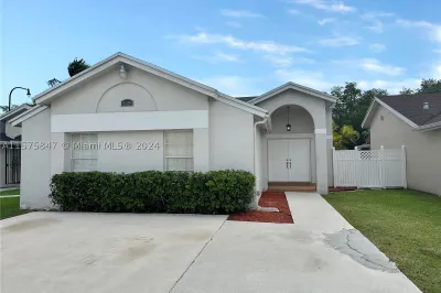 14304 SW 103rd Ter 1
