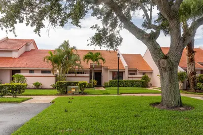 3513 SE Sandpiper Circle 1