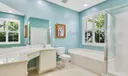 736 Hampton Woods Lane Sw Photo