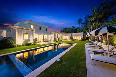 150 El Vedado Road 1