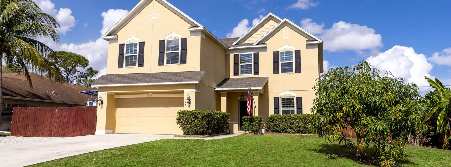 Just Listed | 1001 SW Charcoal Avenue