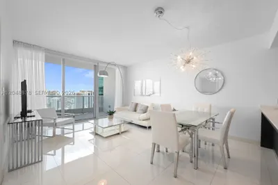 200 Biscayne Boulevard Way #4314 1
