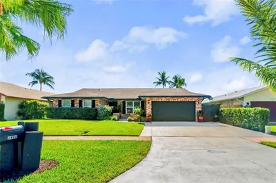 2884 SW 13th Drive 1