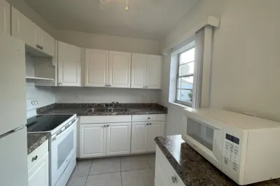 109 Salisbury E #109 1